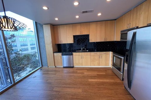 Condo in Orlando, Florida, 1 bedroom  № 1619375 - photo 9