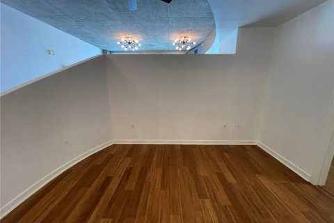 Condo in Orlando, Florida, 1 bedroom  № 1619375 - photo 11