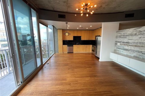 Condo in Orlando, Florida, 1 bedroom  № 1619375 - photo 8