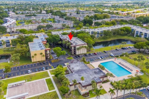 Condominio en venta en Lauderdale Lakes, Florida, 2 dormitorios, 93.09 m2 № 1683260 - foto 28