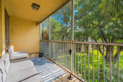 Condominio en venta en Lauderdale Lakes, Florida, 2 dormitorios, 93.09 m2 № 1683260 - foto 12