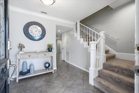 House in Tampa, Florida 4 bedrooms, 223.8 sq.m. № 2203424 - photo 7