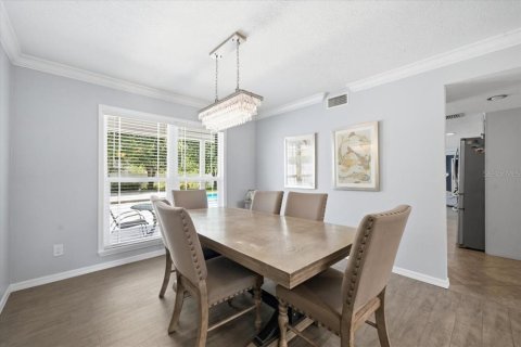 House in Tampa, Florida 4 bedrooms, 223.8 sq.m. № 2203424 - photo 21