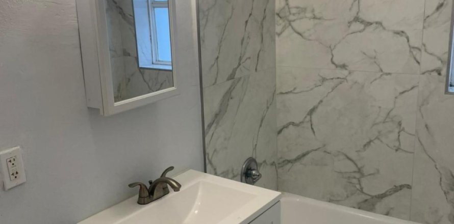 Villa ou maison à Fort Lauderdale, Floride 3 chambres, 94.39 m2 № 1224797