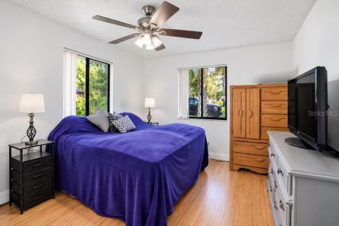 House in Edgewater, Florida 3 bedrooms, 111.48 sq.m. № 2424056 - photo 20