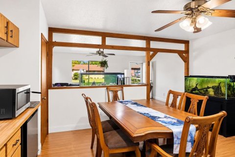 House in Edgewater, Florida 3 bedrooms, 111.48 sq.m. № 2424056 - photo 14