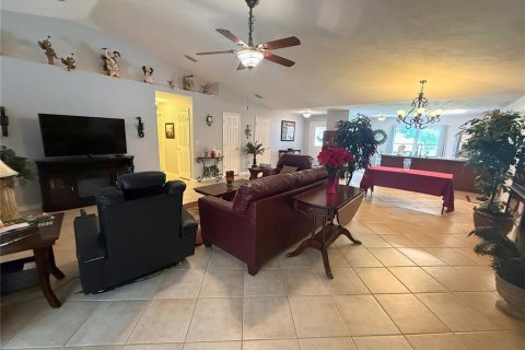 Villa ou maison à vendre à Port Orange, Floride: 3 chambres, 162.86 m2 № 2405057 - photo 8
