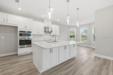 Casa en venta en Plant City, Florida, 4 dormitorios, 317.91 m2 № 2209223 - foto 8