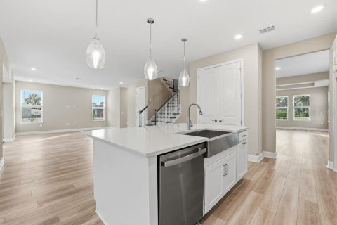 Casa en venta en Plant City, Florida, 4 dormitorios, 317.91 m2 № 2209223 - foto 10