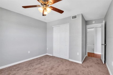 Condo in Sarasota, Florida, 2 bedrooms  № 2102603 - photo 22