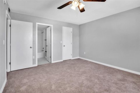 Condo in Sarasota, Florida, 2 bedrooms  № 2102603 - photo 20