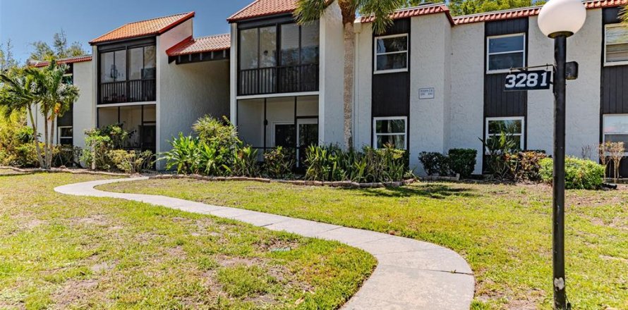 Condo in Sarasota, Florida, 2 bedrooms  № 2102603