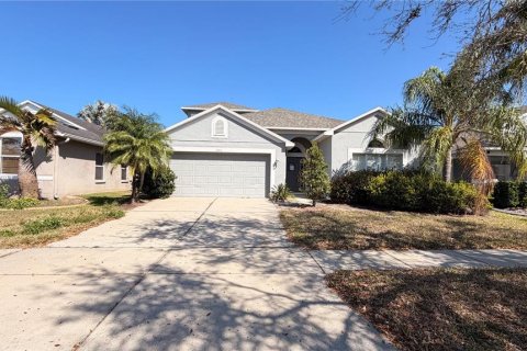 House in Ruskin, Florida 3 bedrooms, 227.61 sq.m. № 2330552