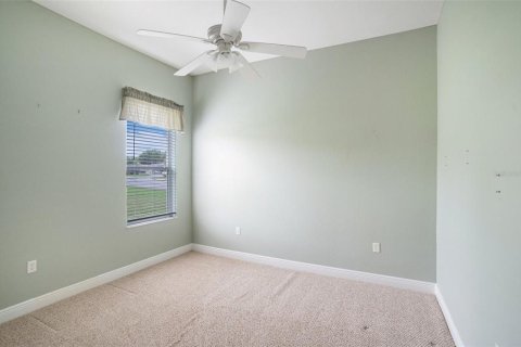 House in San Antonio, Florida 3 bedrooms, 162.49 sq.m. № 2155196 - photo 20