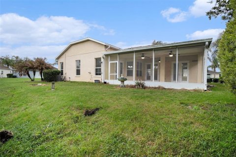 House in San Antonio, Florida 3 bedrooms, 162.49 sq.m. № 2155196 - photo 23