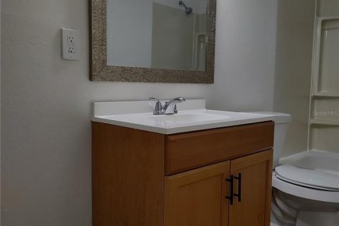 Immobilier commercial à vendre à Saint Petersburg, Floride: 4 chambres, 135.45 m2 № 2420166 - photo 8