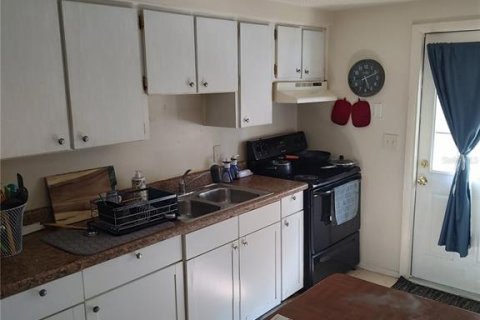 Immobilier commercial à vendre à Saint Petersburg, Floride: 4 chambres, 135.45 m2 № 2420166 - photo 12