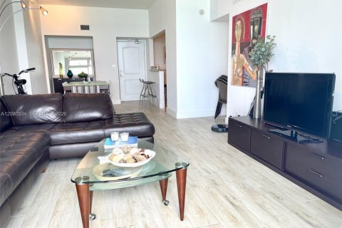 Copropriété à louer à Sunny Isles Beach, Floride: 2 chambres, 126.07 m2 № 2339950 - photo 17