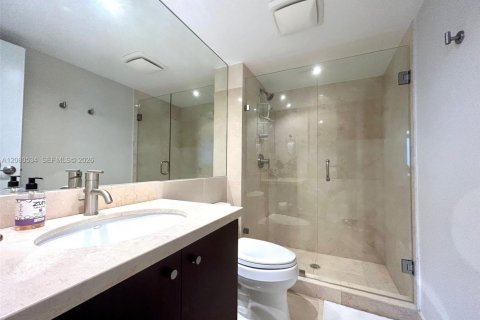 Copropriété à louer à Sunny Isles Beach, Floride: 2 chambres, 126.07 m2 № 2339950 - photo 25