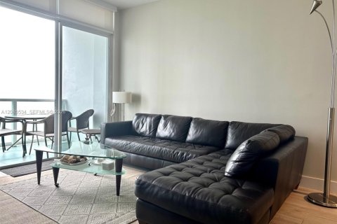 Copropriété à louer à Sunny Isles Beach, Floride: 2 chambres, 126.07 m2 № 2339950 - photo 14
