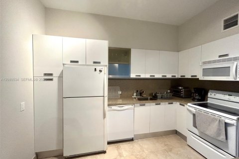Copropriété à louer à Sunny Isles Beach, Floride: 2 chambres, 126.07 m2 № 2339950 - photo 22