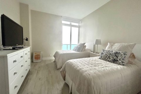 Copropriété à louer à Sunny Isles Beach, Floride: 2 chambres, 126.07 m2 № 2339950 - photo 23