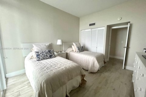 Copropriété à louer à Sunny Isles Beach, Floride: 2 chambres, 126.07 m2 № 2339950 - photo 24