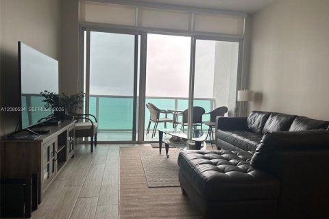 Copropriété à louer à Sunny Isles Beach, Floride: 2 chambres, 126.07 m2 № 2339950 - photo 15