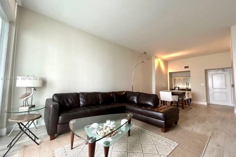 Copropriété à louer à Sunny Isles Beach, Floride: 2 chambres, 126.07 m2 № 2339950 - photo 12
