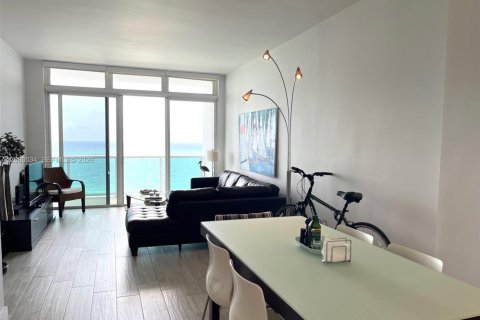 Copropriété à louer à Sunny Isles Beach, Floride: 2 chambres, 126.07 m2 № 2339950 - photo 19
