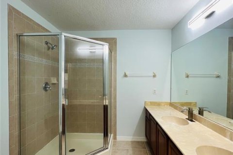 Townhouse in Tampa, Florida 3 bedrooms, 135.17 sq.m. № 2209595 - photo 16