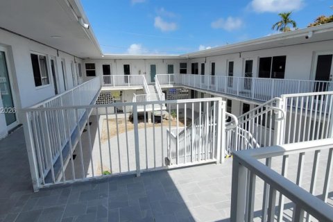 Copropriété à louer à Hollywood, Floride: 1 chambre, 59.46 m2 № 2069960 - photo 28