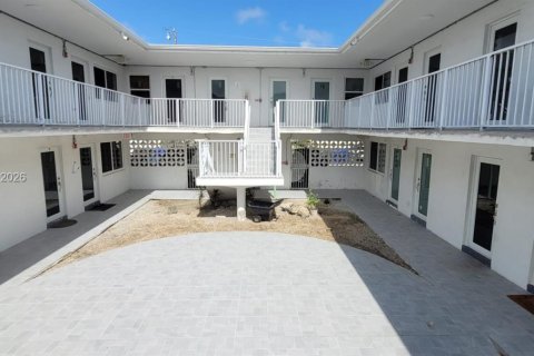 Copropriété à louer à Hollywood, Floride: 1 chambre, 59.46 m2 № 2069960 - photo 23