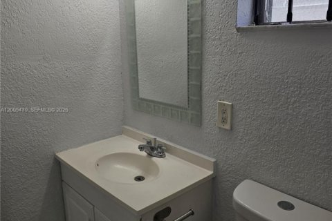 Copropriété à louer à Hollywood, Floride: 1 chambre, 59.46 m2 № 2069960 - photo 15
