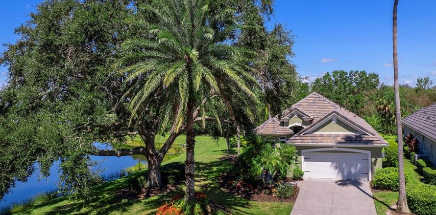 Casa en Lakewood Ranch, Florida 3 dormitorios, 208.66 m2 № 1913789