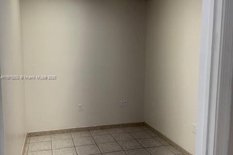 Propiedad comercial en venta en Miami, Florida № 1969678 - foto 5