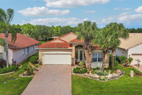 Casa en venta en Port St. Lucie, Florida, 2 dormitorios, 193.24 m2 № 1956763 - foto 2