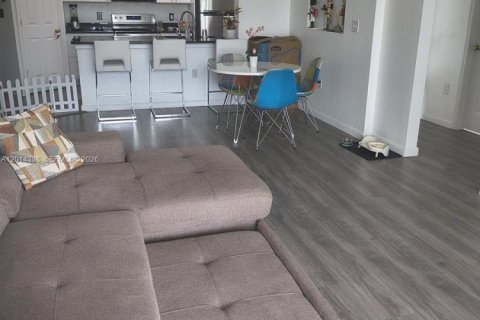 Copropriété à vendre à Orlando, Floride: 3 chambres, 115.94 m2 № 2076429 - photo 3