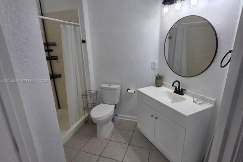 Copropriété à vendre à Orlando, Floride: 3 chambres, 115.94 m2 № 2076429 - photo 8
