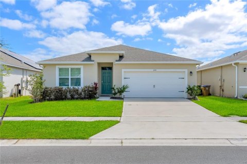 House in Kissimmee, Florida 4 bedrooms, 171.5 sq.m. № 1667153 - photo 1