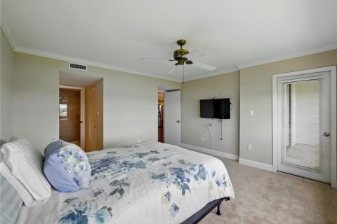 Condo in South Pasadena, Florida, 2 bedrooms  № 1810872 - photo 26
