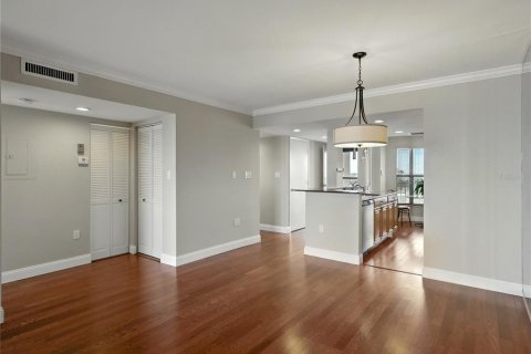 Condo in South Pasadena, Florida, 2 bedrooms  № 1810872 - photo 28