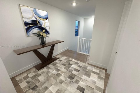 House in Davie, Florida 5 bedrooms, 367.71 sq.m. № 1882111 - photo 13