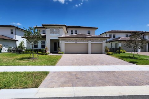 House in Davie, Florida 5 bedrooms, 367.71 sq.m. № 1882111 - photo 1