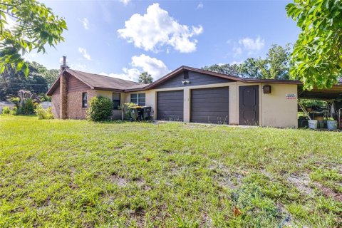 House in Winter Haven, Florida 3 bedrooms, 114.27 sq.m. № 1847895 - photo 26