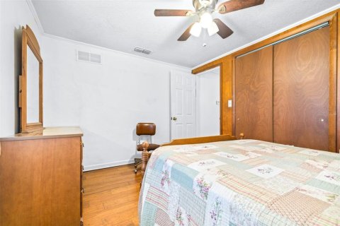 House in Winter Haven, Florida 3 bedrooms, 114.27 sq.m. № 1847895 - photo 13