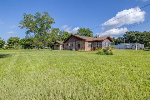 House in Winter Haven, Florida 3 bedrooms, 114.27 sq.m. № 1847895 - photo 22