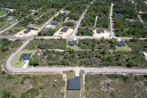 House in Sebring, Florida 3 bedrooms, 144 sq.m. № 2117181 - photo 26