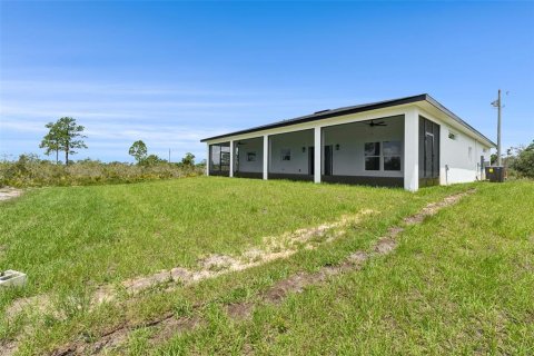 House in Sebring, Florida 3 bedrooms, 144 sq.m. № 2117181 - photo 24