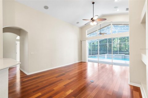 House in Wesley Chapel, Florida 4 bedrooms, 245.54 sq.m. № 1876540 - photo 22